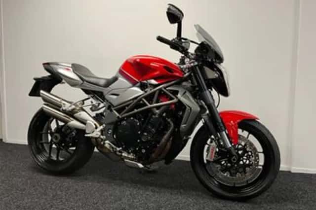 MV Agusta Brutale 1090 (2009) thumbnail 4
