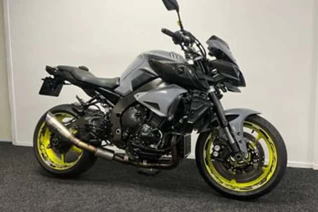 Yamaha MT-10 (2018) thumbnail 4