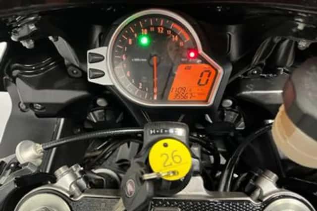 Honda CBR1000RR (2008) thumbnail 2