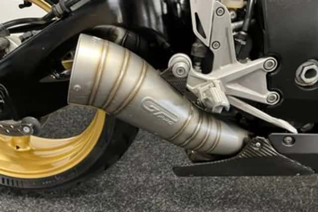 Honda CBR1000RR (2008) thumbnail 3
