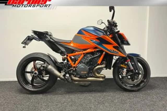 KTM 1290 SuperDuke R (2021) thumbnail 1