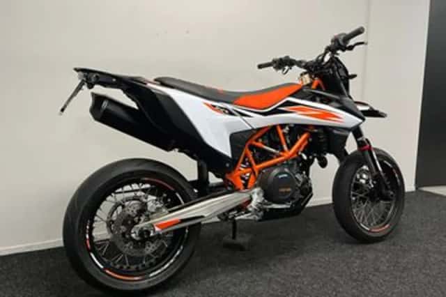 KTM 690 SMC (2020) thumbnail 6