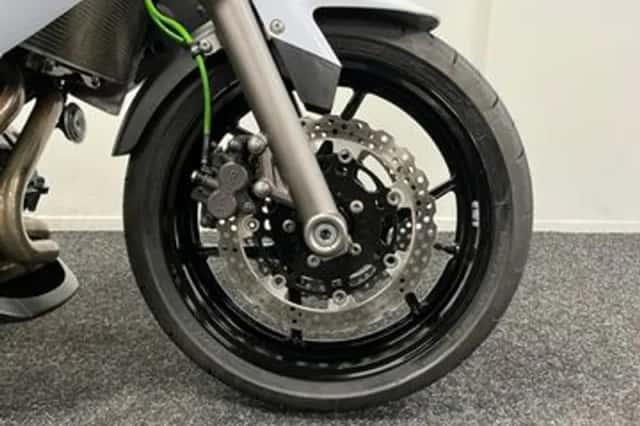 Kawasaki Er-6n (2009) thumbnail 6