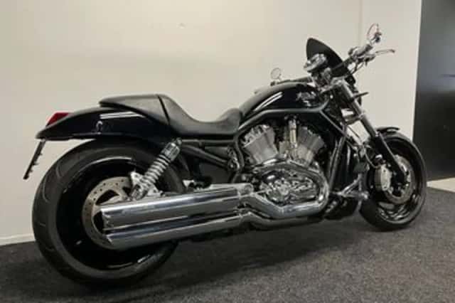 Harley-Davidson V-Rod (2006) thumbnail 5