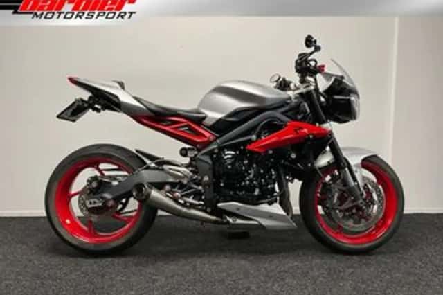 Triumph Street Triple RX (2016) thumbnail 1