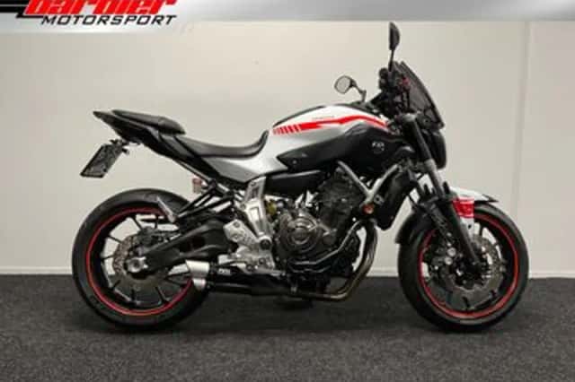Yamaha MT-07 (2015) thumbnail 1