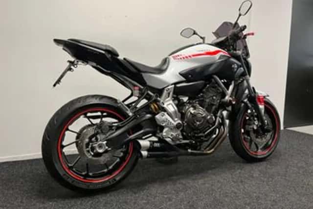 Yamaha MT-07 (2015) thumbnail 5