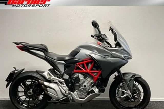 MV Agusta Turismo Veloce 800 (2015) thumbnail 1