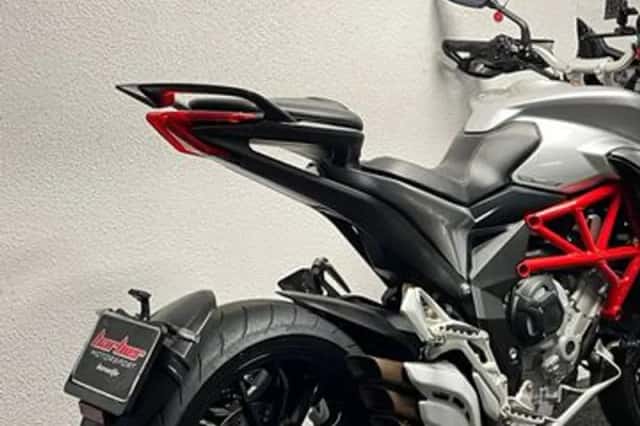 MV Agusta Turismo Veloce 800 (2015) thumbnail 4