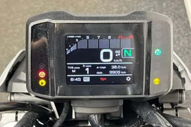Yamaha MT-09 (2021) thumbnail 2