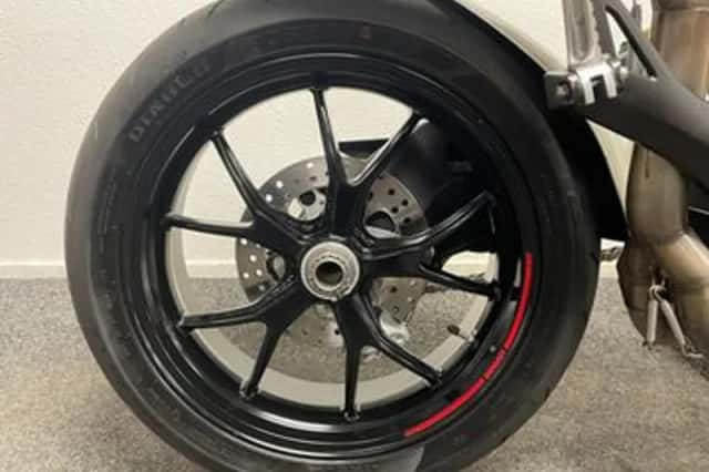 Ducati M 796 (2010) thumbnail 6