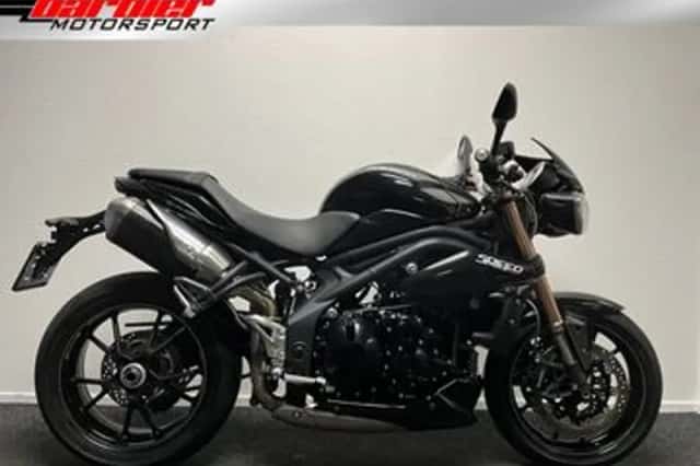 Triumph Speed Triple 1050 (2012) thumbnail 1