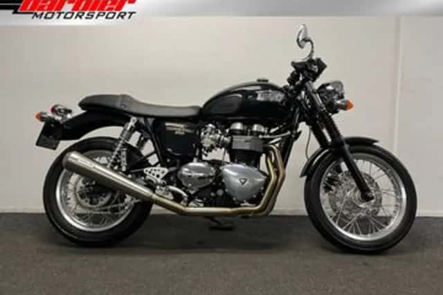 Triumph Thruxton 900 (2012) thumbnail 1