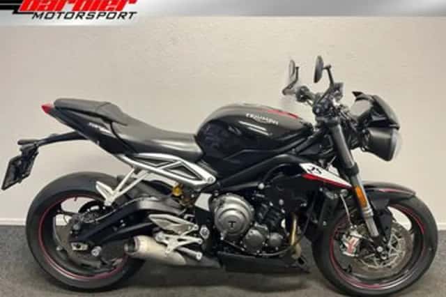 Triumph Street Triple RS (2017) thumbnail 1