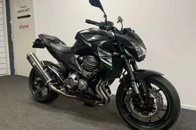 Kawasaki Z800 (2014) thumbnail 3