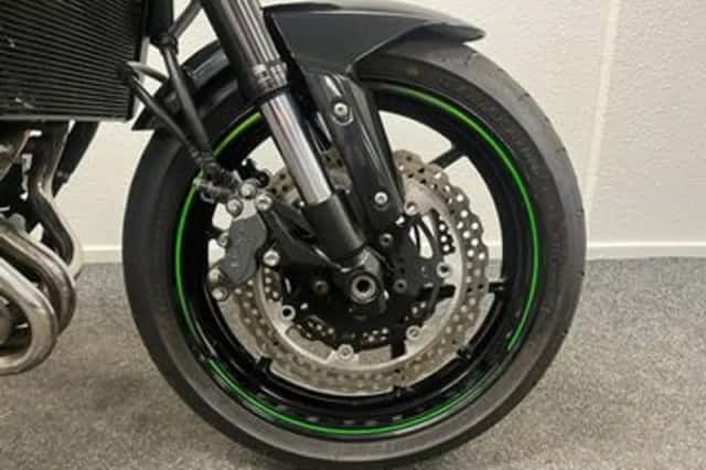 Kawasaki Z800 (2014) thumbnail 5