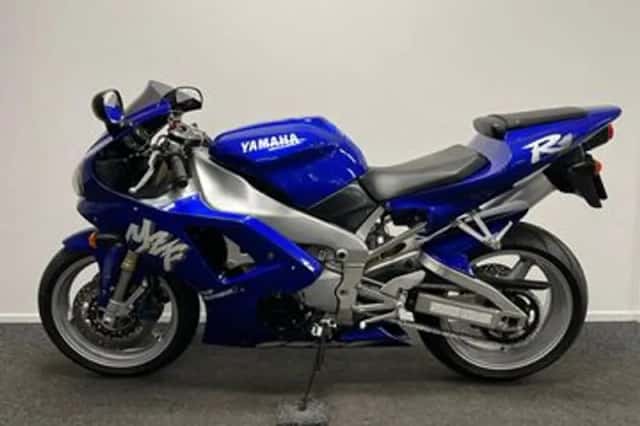 Yamaha YZF-R1 (1998) thumbnail 6