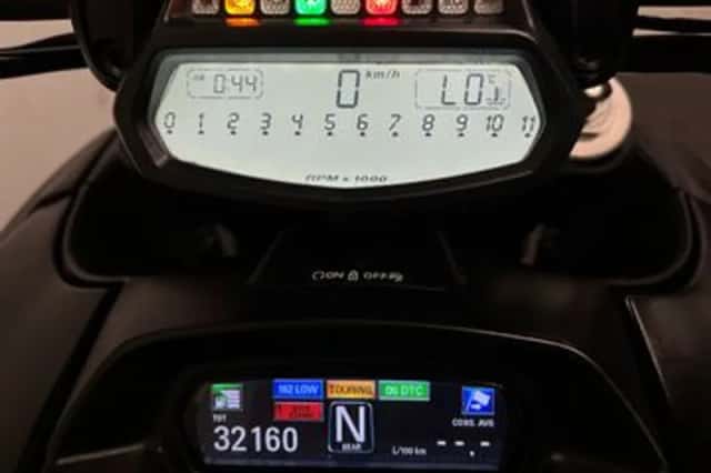 Ducati Diavel (2015) thumbnail 2