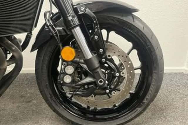 Yamaha XSR900 (2017) thumbnail 5