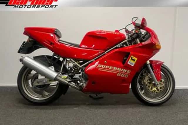 Ducati 888 Strada (1994) thumbnail 1