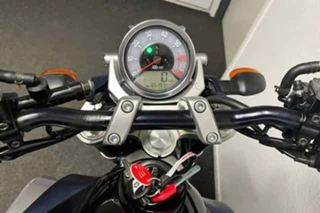 Yamaha MT-01 (2005) thumbnail 2