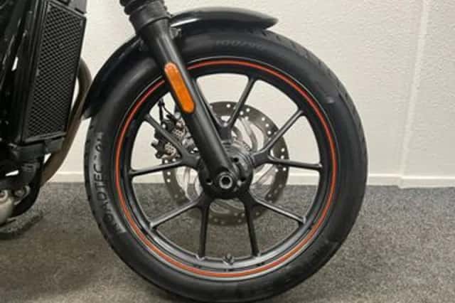 Triumph Street Twin (2016) thumbnail 3