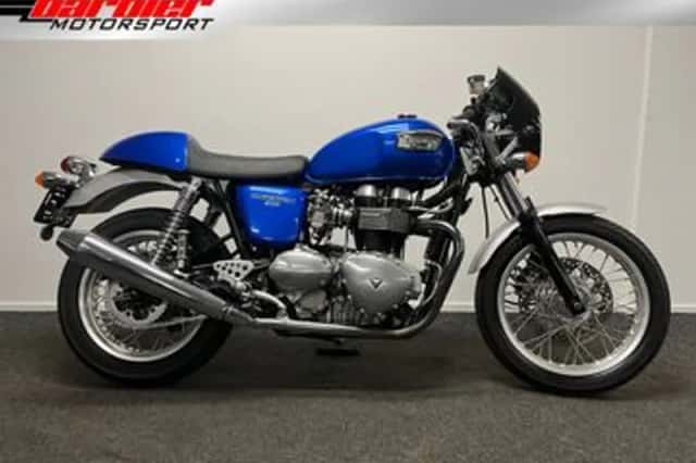 Triumph Thruxton 900 (2005) thumbnail 1