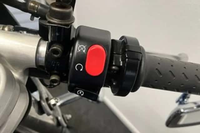 Triumph Thruxton 900 (2005) thumbnail 6