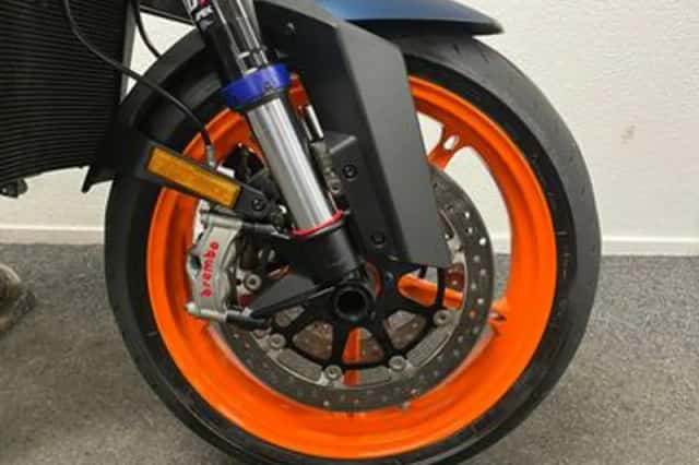 KTM 1290 Super Duke (2024) thumbnail 5