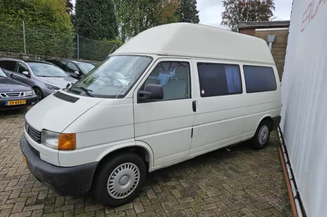 Volkswagen Transporter (2003) thumbnail 2