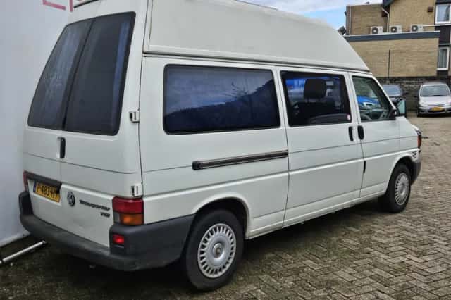 Volkswagen Transporter (2003) thumbnail 4