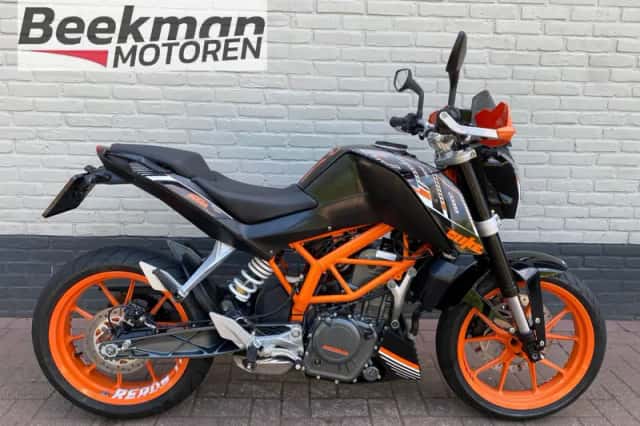 KTM 390 Duke (2014) thumbnail 1