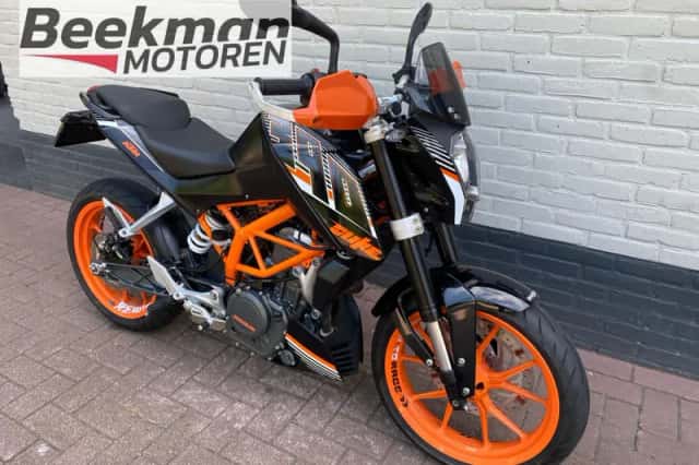 KTM 390 Duke (2014) thumbnail 3