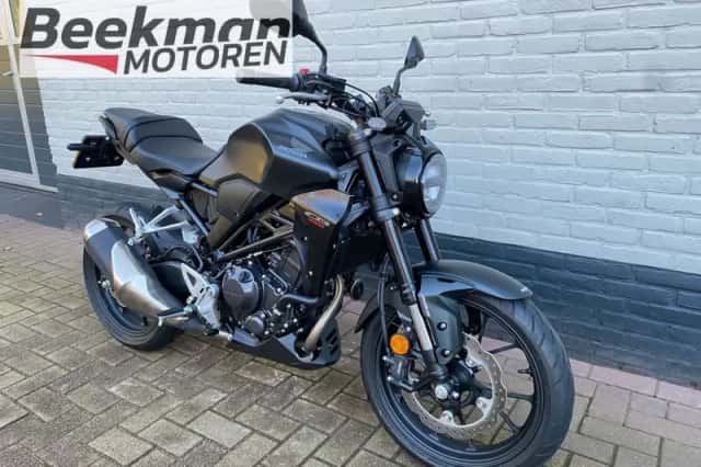 Honda CB 300 R (2023) thumbnail 2
