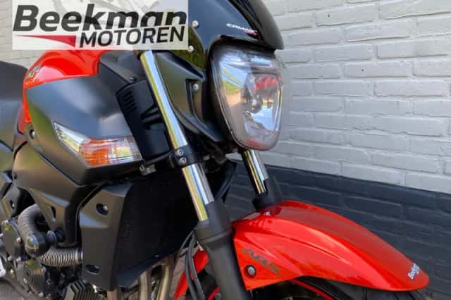 Suzuki GSR 600 A (2009) thumbnail 2
