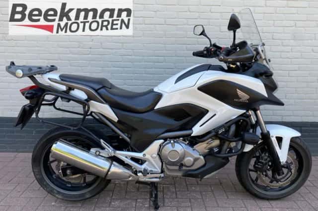 Honda NC700X (2012) thumbnail 2