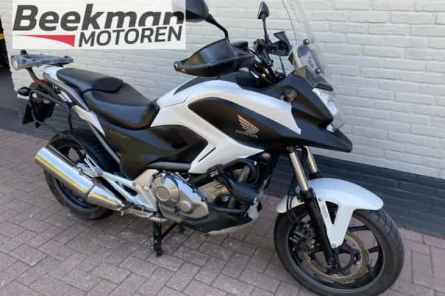 Honda NC700X (2012) thumbnail 3