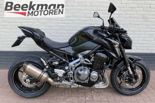 KAWASAKI Z900 (2017) thumbnail 1