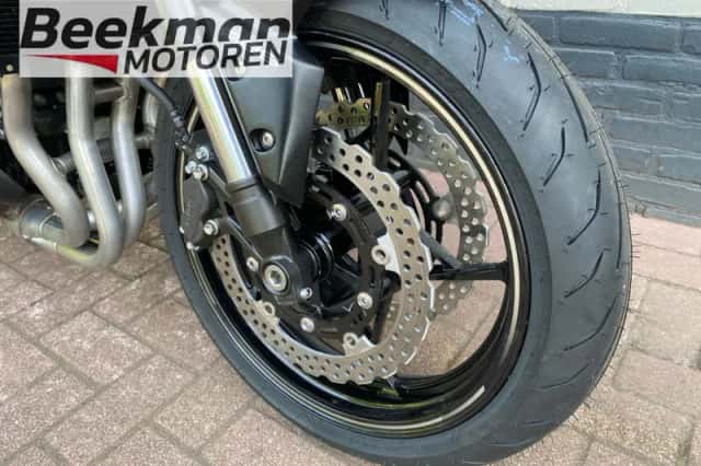 KAWASAKI Z900 (2017) thumbnail 4