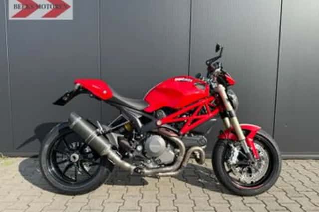 Ducati M 1100 EVO (2011) thumbnail 1
