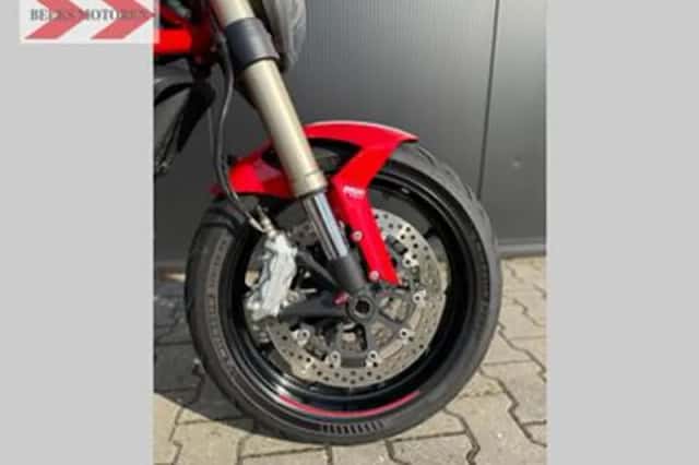 Ducati M 1100 EVO (2011) thumbnail 6
