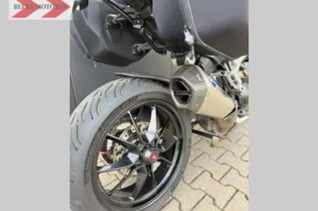 Ducati Hyperstrada 821 (2013) thumbnail 5