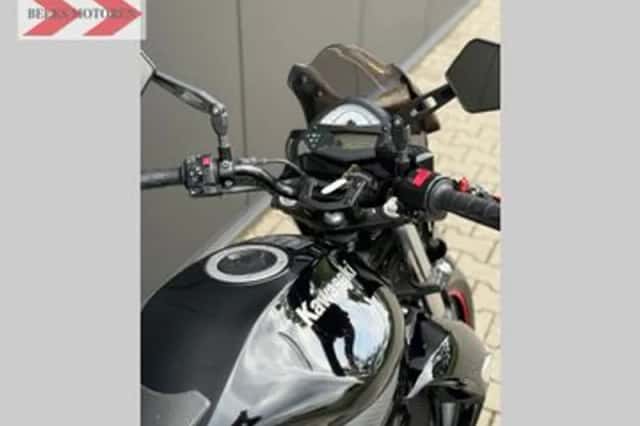 Kawasaki Er-6n (2010) thumbnail 5