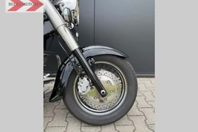Yamaha XV 1600 Wildstar (2002) thumbnail 5