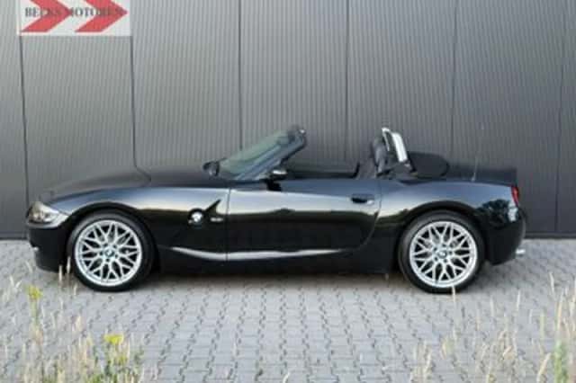BMW Z4 2.5I (2003) thumbnail 2