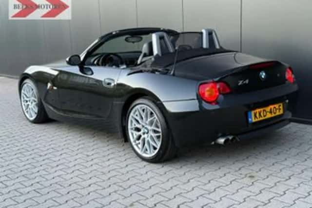BMW Z4 2.5I (2003) thumbnail 3