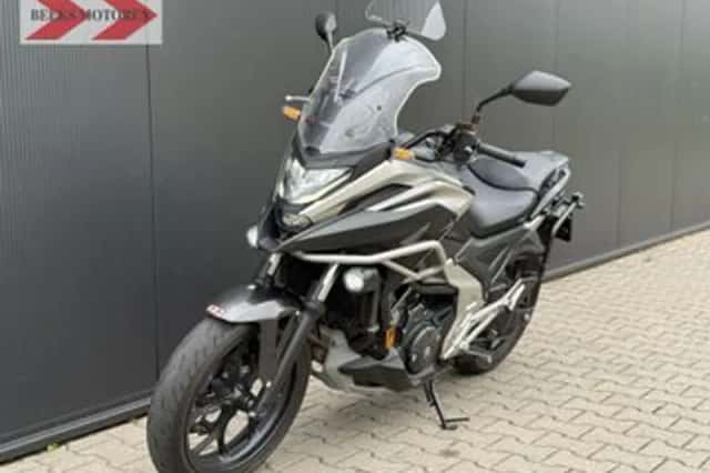 Honda NC750X (2022) thumbnail 5