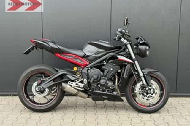 Triumph Street Triple RS (2017) thumbnail 1