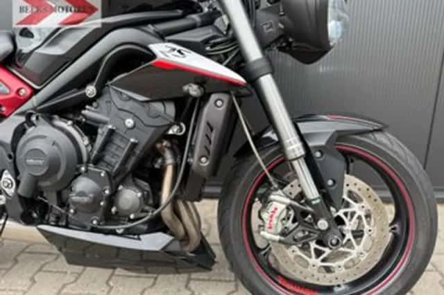 Triumph Street Triple RS (2017) thumbnail 5