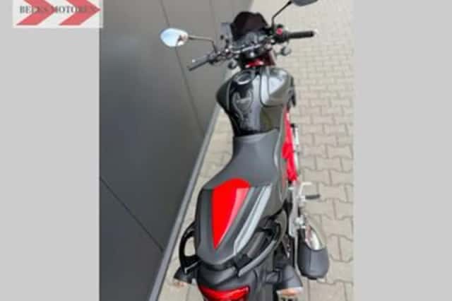 Suzuki SFV 650 Gladius (2015) thumbnail 3